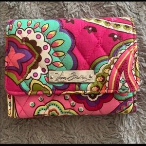 vera bradley pink swirls wallet